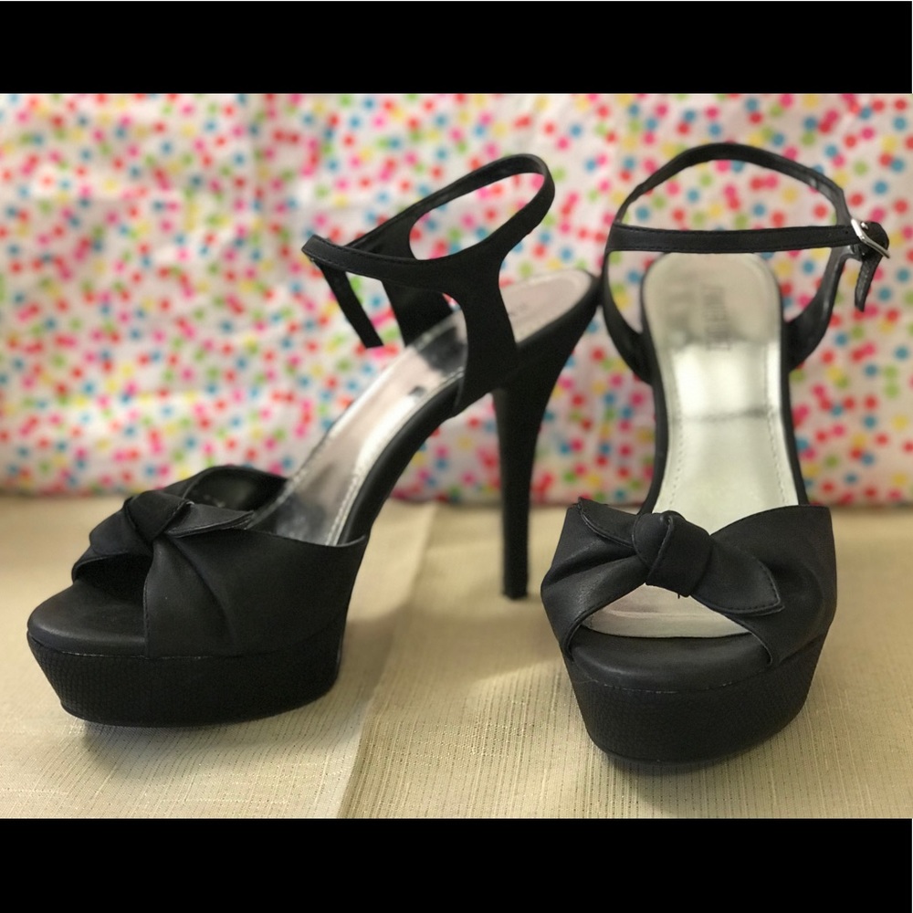Jennifer Lopez Heels